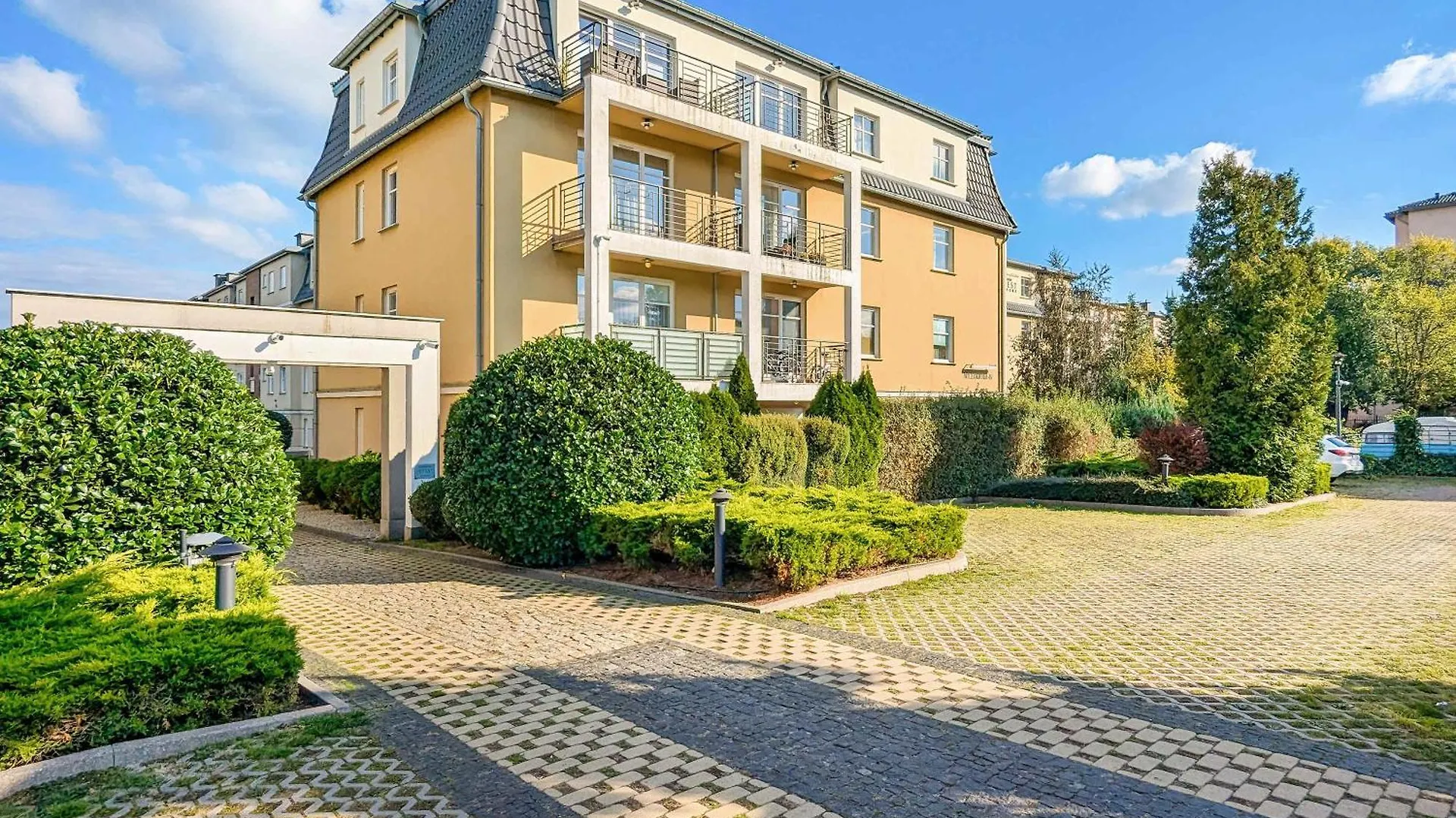 Sunny Apartment Parking Close To The Ergo Arena By Noclegi Renters Sopot
